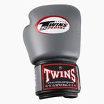 Thaibokshandschoenen Twins Special BGVL3 Grijs